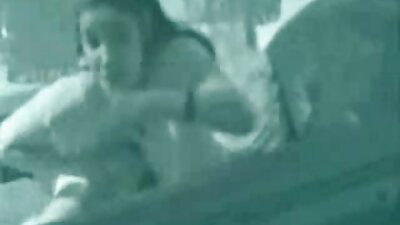 Lodzik w zaparkowanym samochodzie złapany na kamerze podczas darmowe sex filmy na telefon postoju